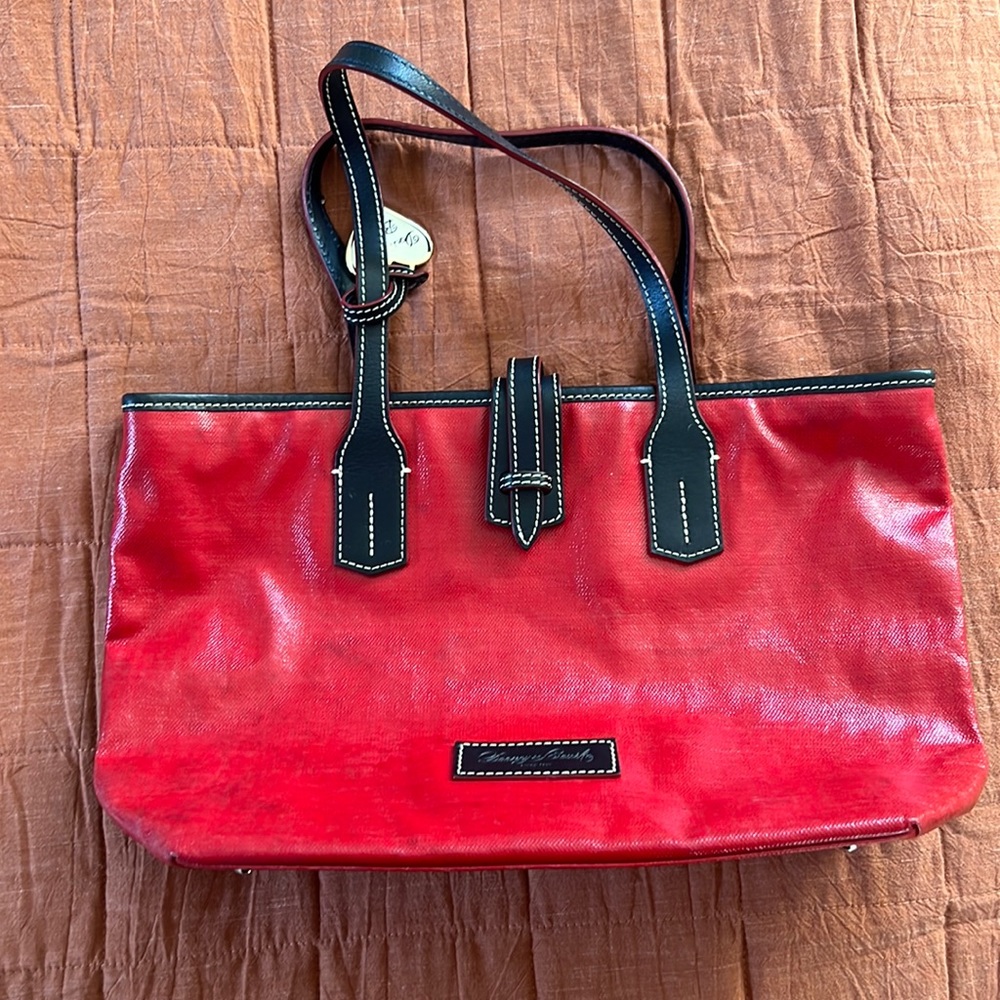 Dooney & Bourke red tote shoulder bag EUC